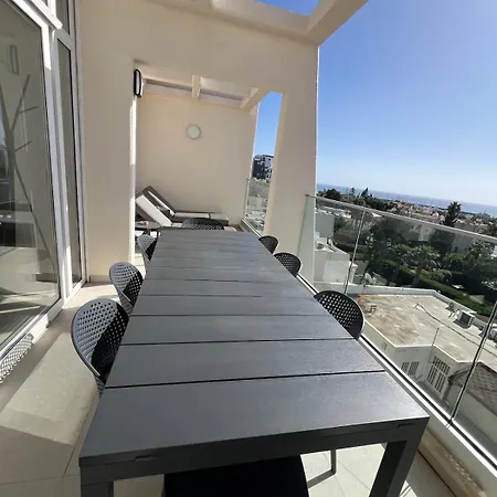 公寓 Marina Sea Breeze Apartment, Sleeps 8, Free Wi-fi