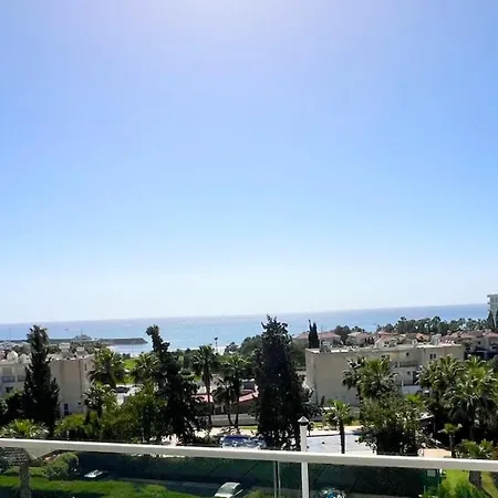 דירה Marina Sea Breeze Apartment, Sleeps 8, Free Wi-fi